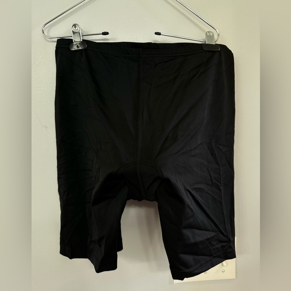 Bicycle shorts - Picture 1 of 3